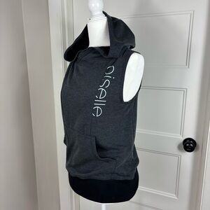 Oiselle Kara Grey Sleeveless Hoodie Size S